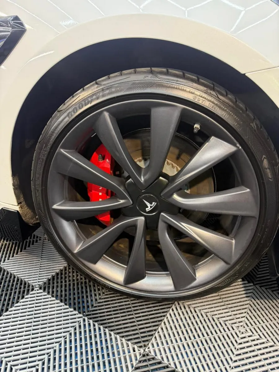Tesla Model 3 2019 Preformance Upgrade Fully Kitte - Image 6