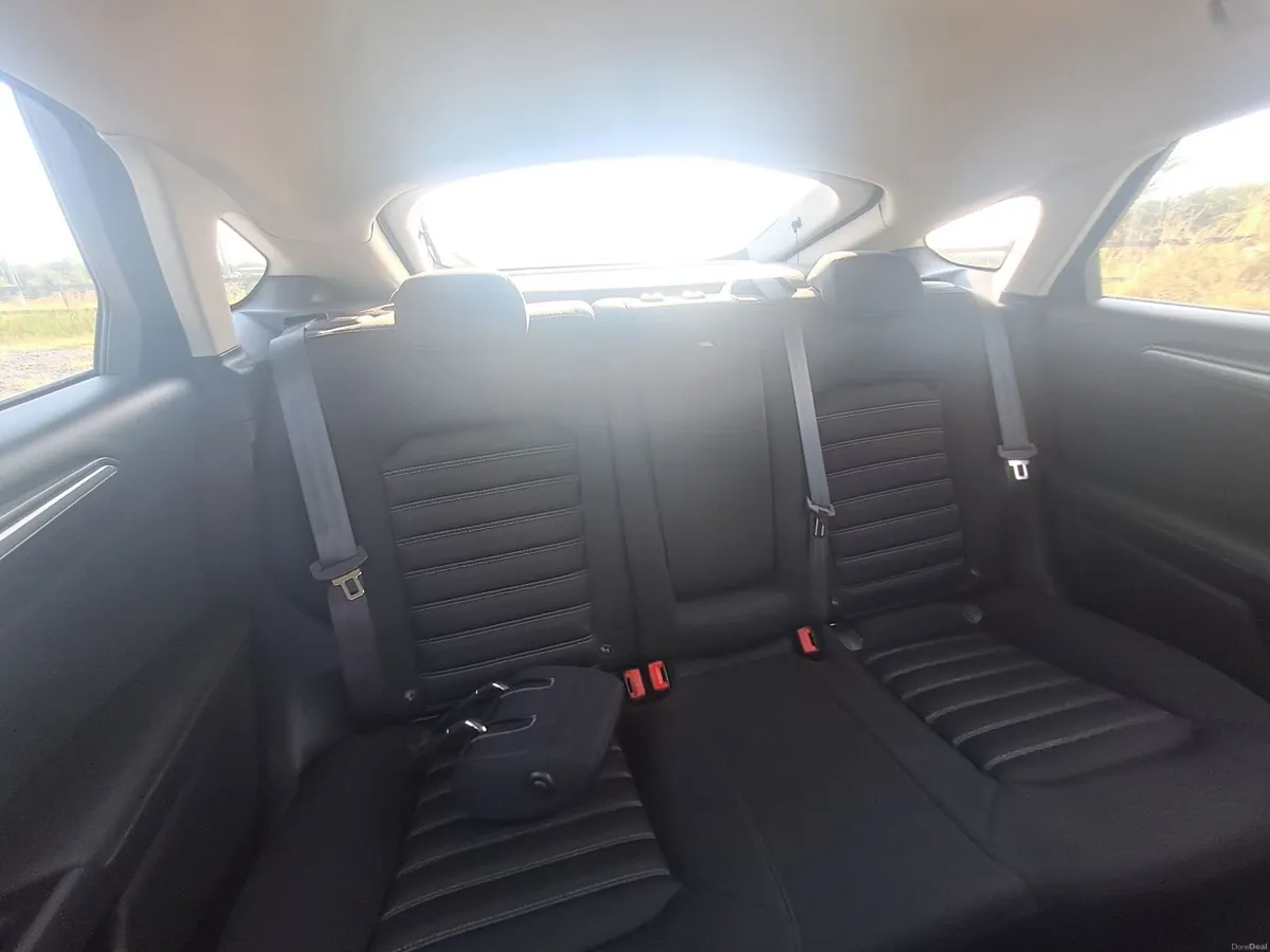 Ford Mondeo 2015 - Image 4