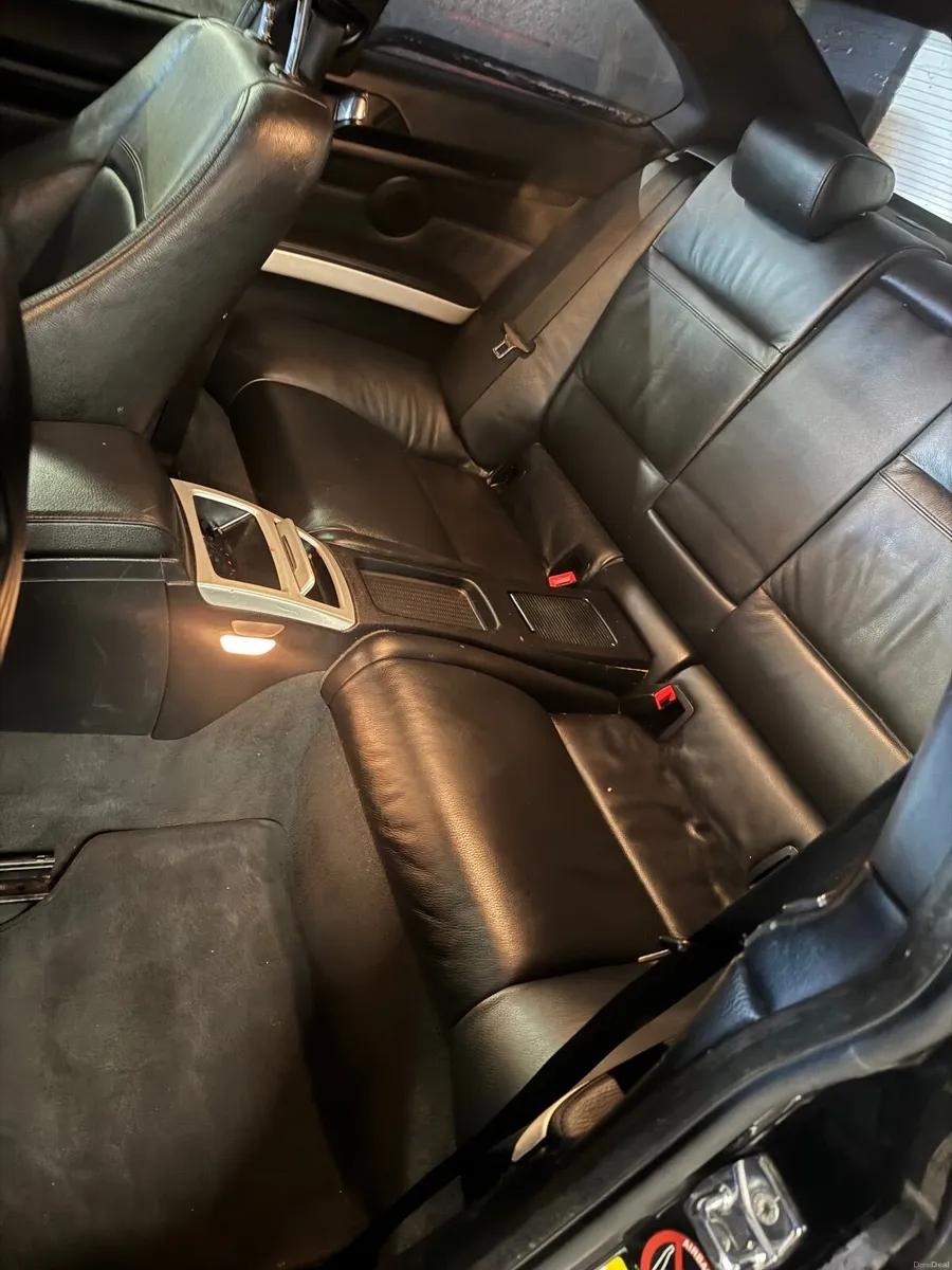 BMW 3-Series 2007 - Image 1