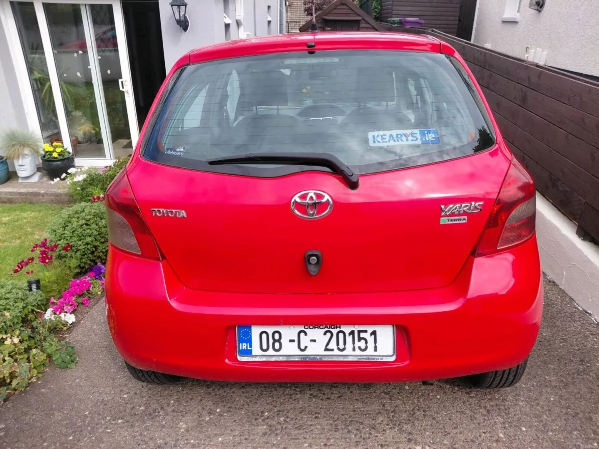 2008 Toyota Yaris - Image 1