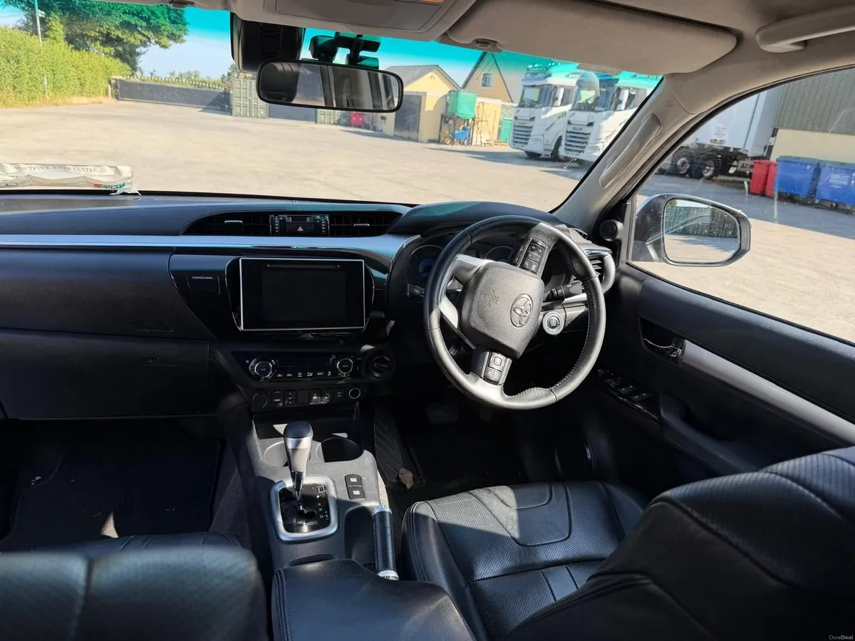 Toyota Hilux 2016 - Image 5