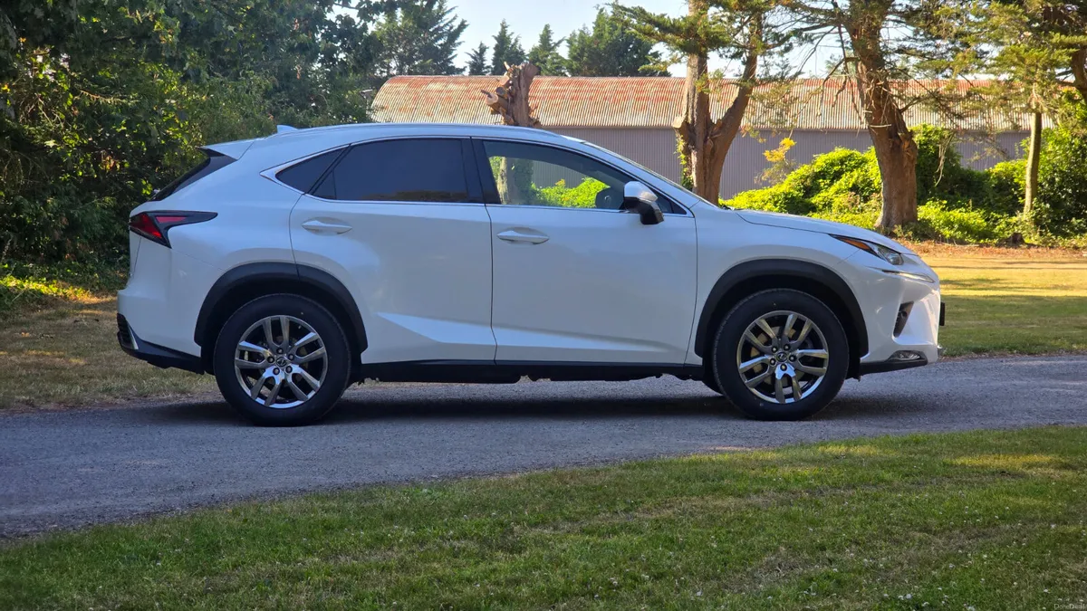 2019 Lexus NX300H 4WD Automatic - Image 5