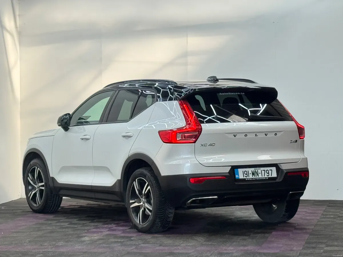 2019 Volvo XC40 R Design AWD, 2.0D, Automatic - Image 4