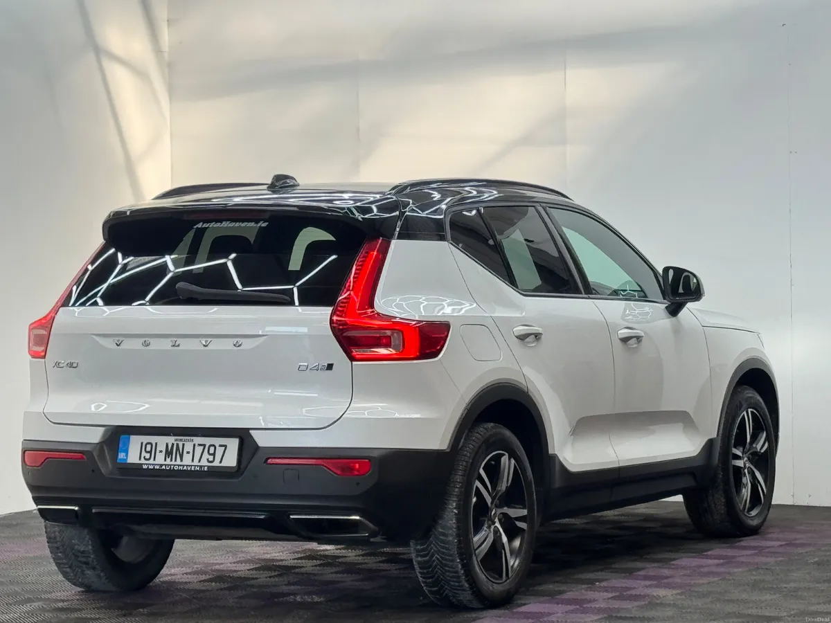 2019 Volvo XC40 R Design AWD, 2.0D, Automatic - Image 6