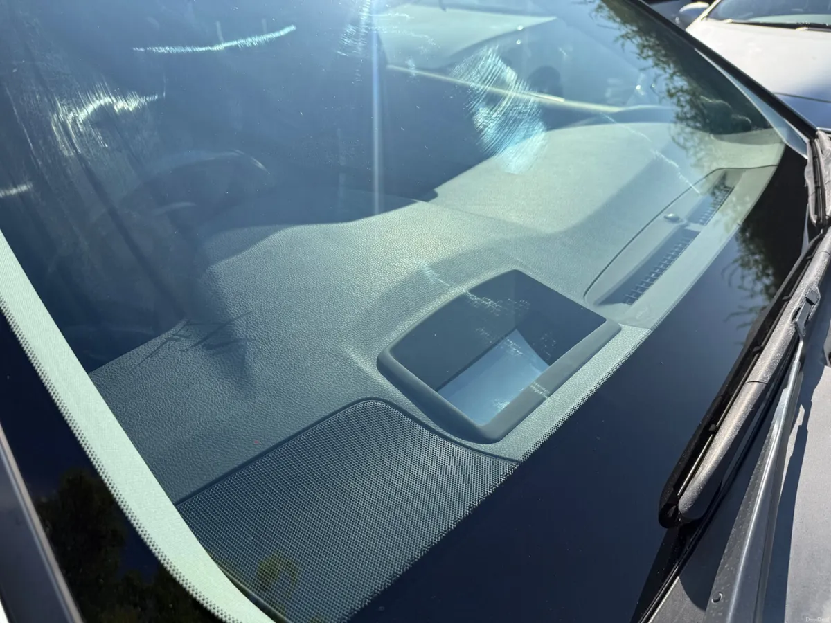 Toyota Camry - Image 3