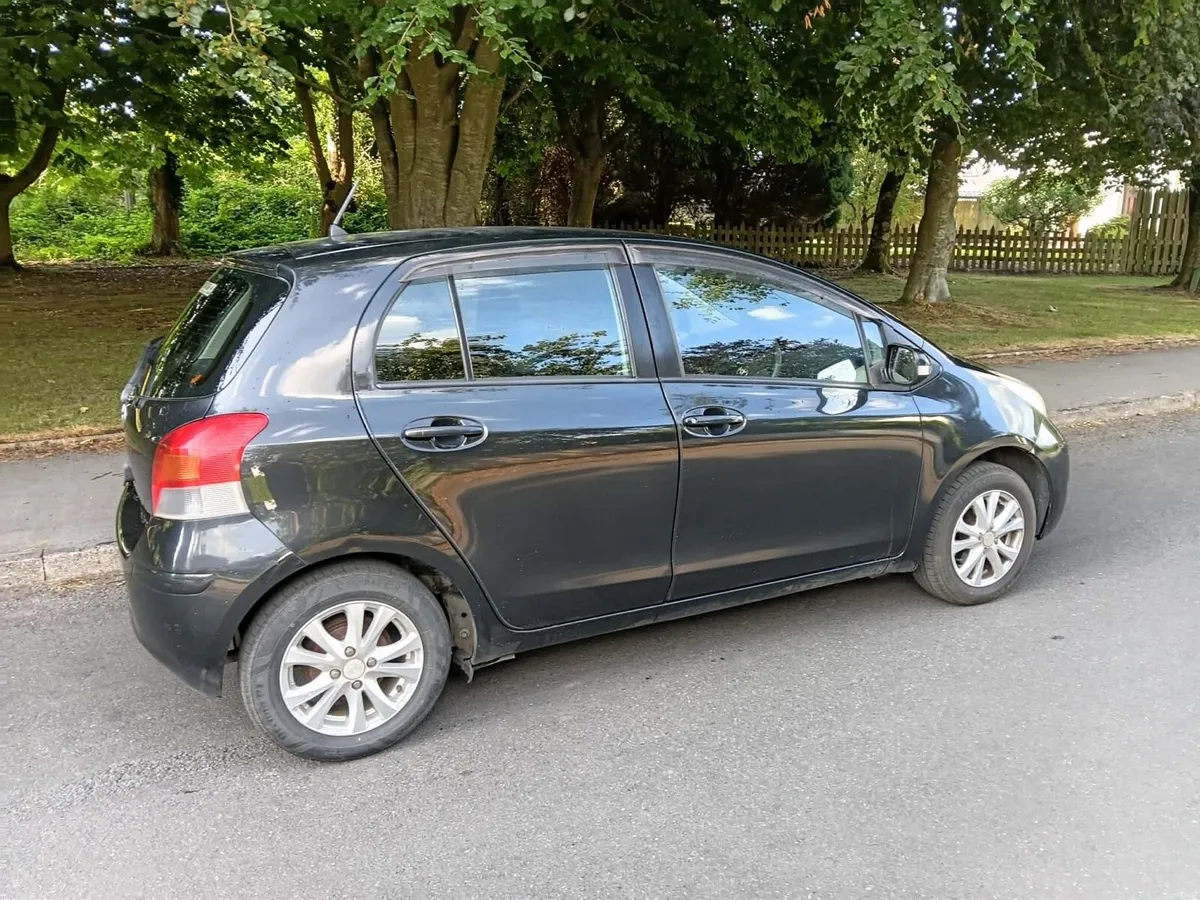 2010 Toyota Yaris 1.0 Litre Petrol Automatic - Image 2