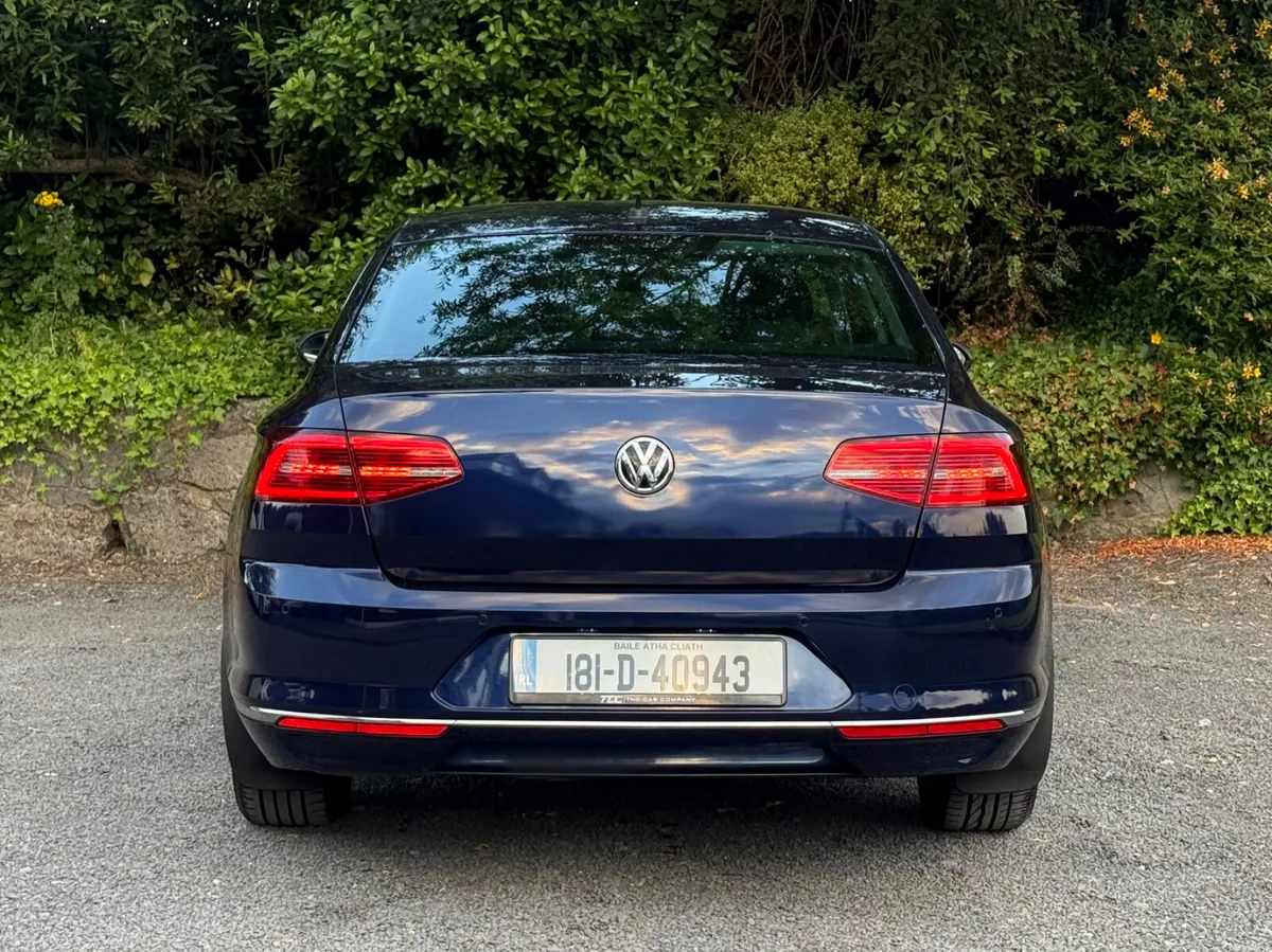VW Passat Highline (Low Mileage Petrol) - Image 4
