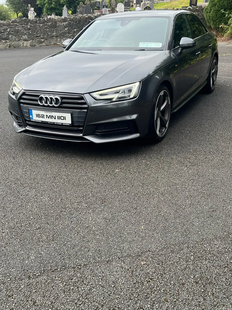**Audi A4 S-Line** - Image 2