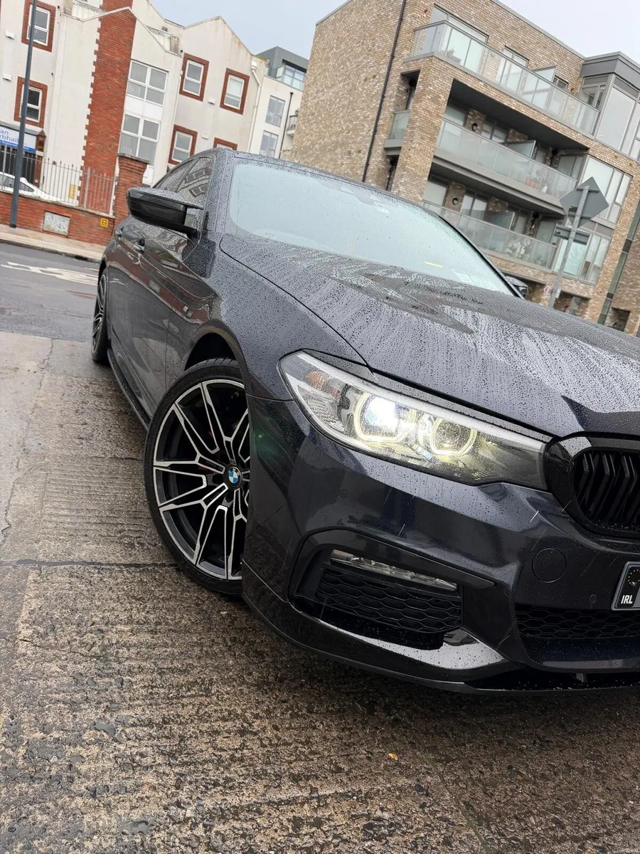 BMW 5-Series 2017 - Image 5