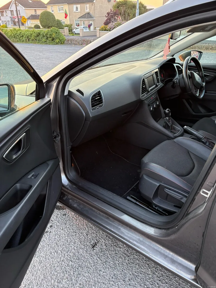 Seat Leon FR 150bhp - Image 5