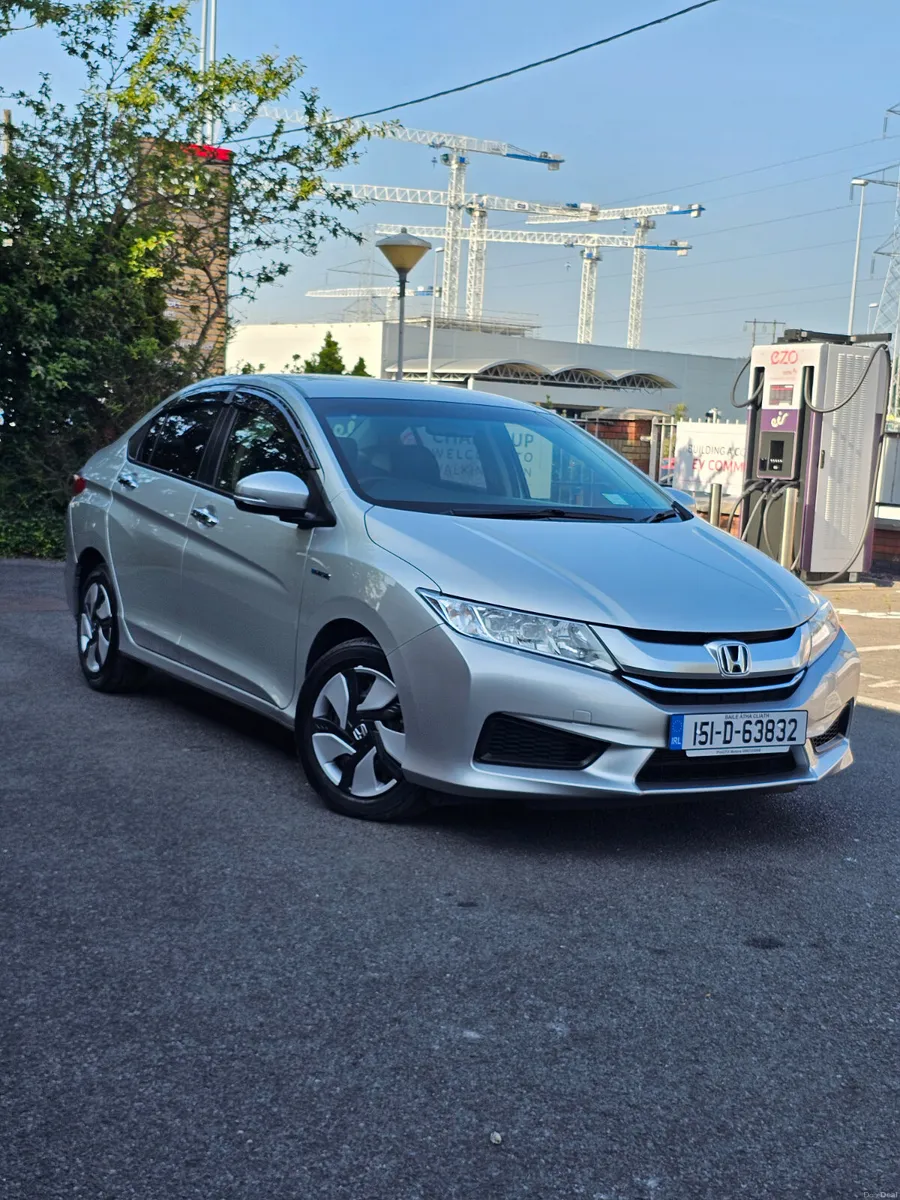 Honda Grace 2015 Hybrid Automatic - Image 4