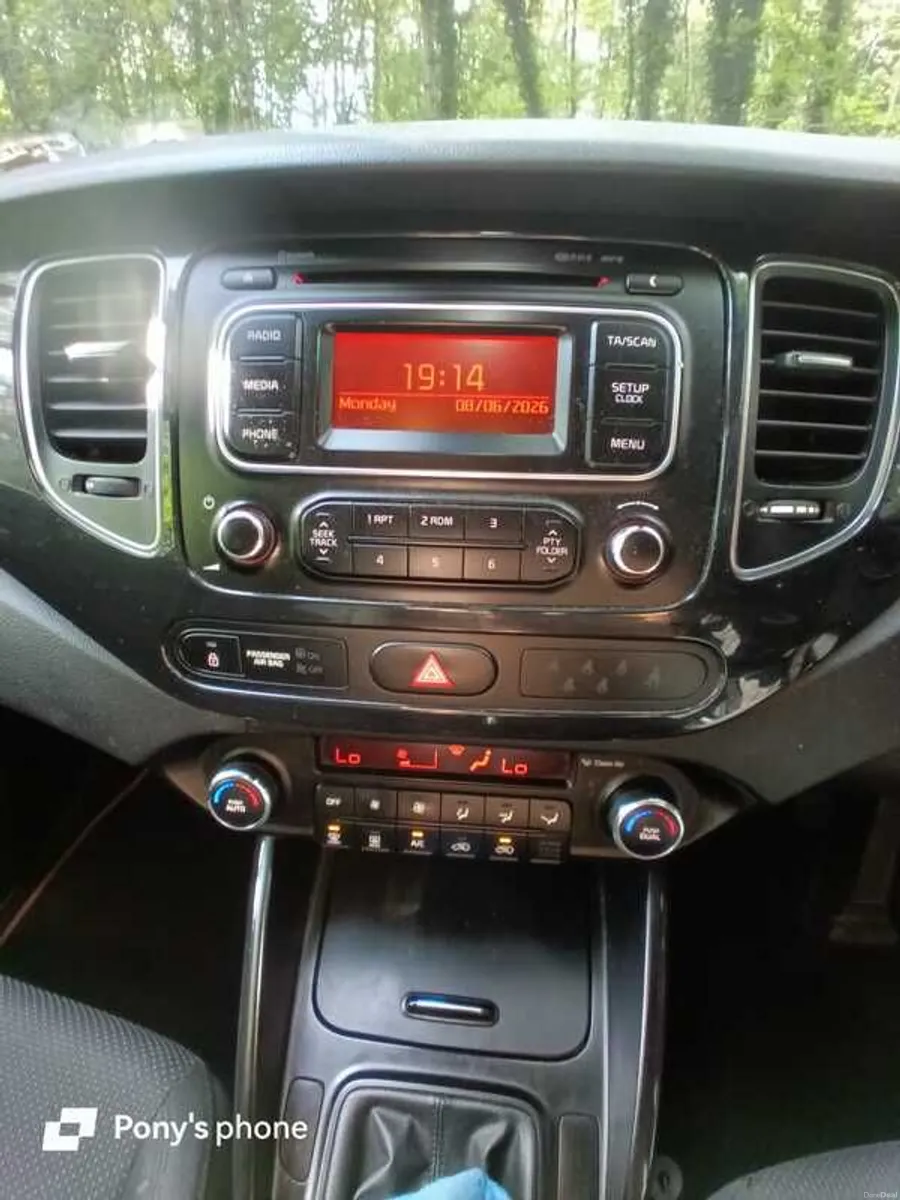 2014 Kia Carens - Image 5