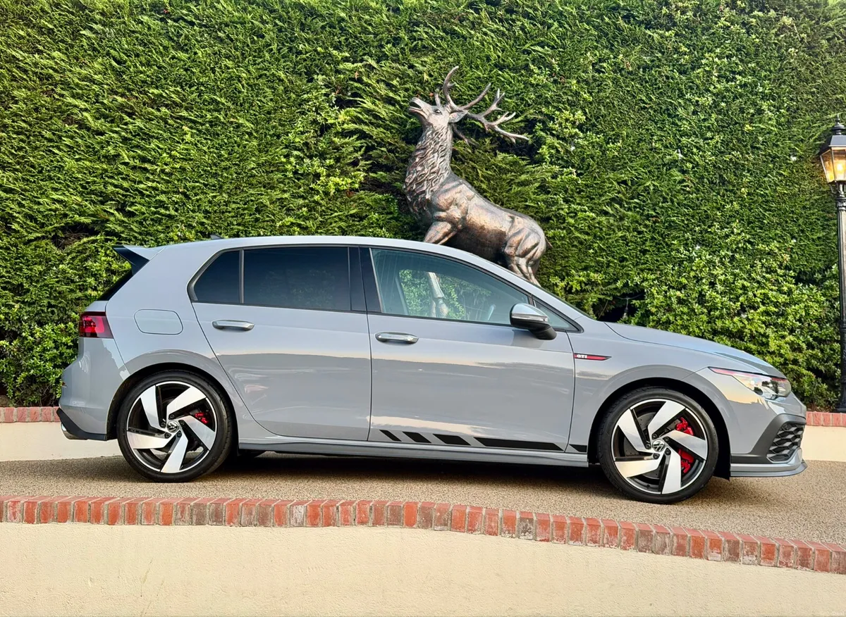 VW GOLF GTI CLUBSPORT DSG 300BHP - Image 4
