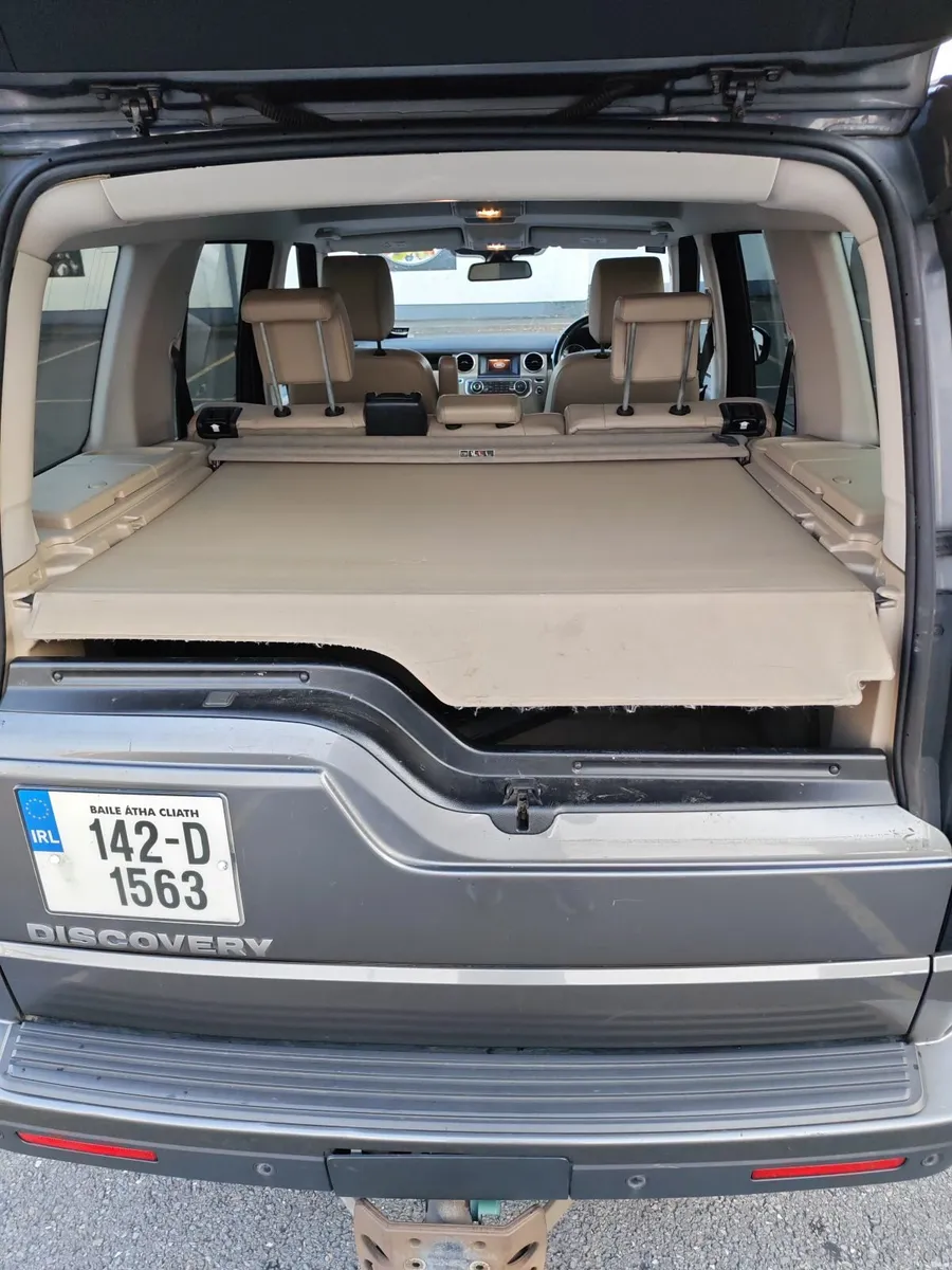 Land Rover Discovery 2014,  5 seat , plus vat - Image 2