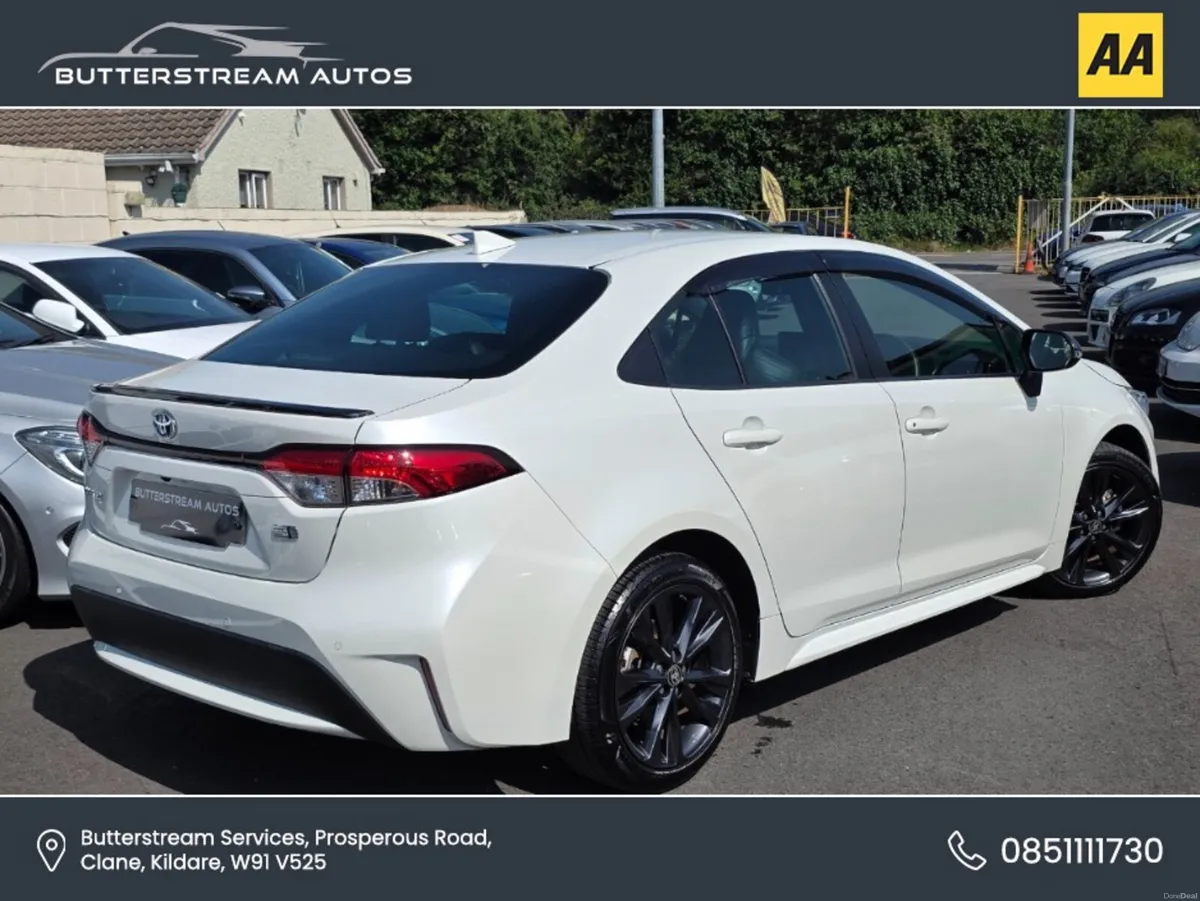 Toyota Corolla 1.8 HYBRID AUTOMATIC ONLY 80K KM - Image 2