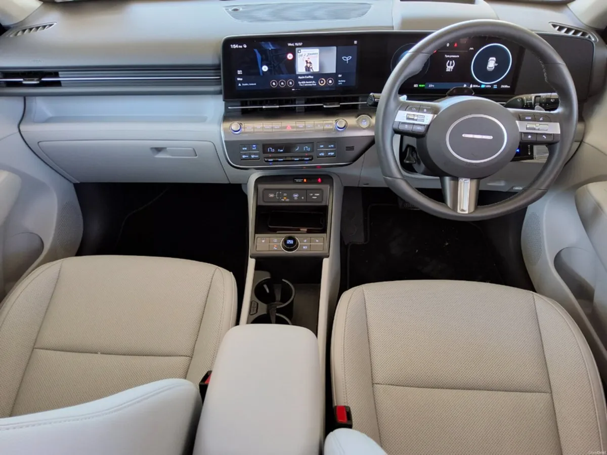 Hyundai KONA EV PLATINUM 65KWH ** Demo Model ** - Image 5