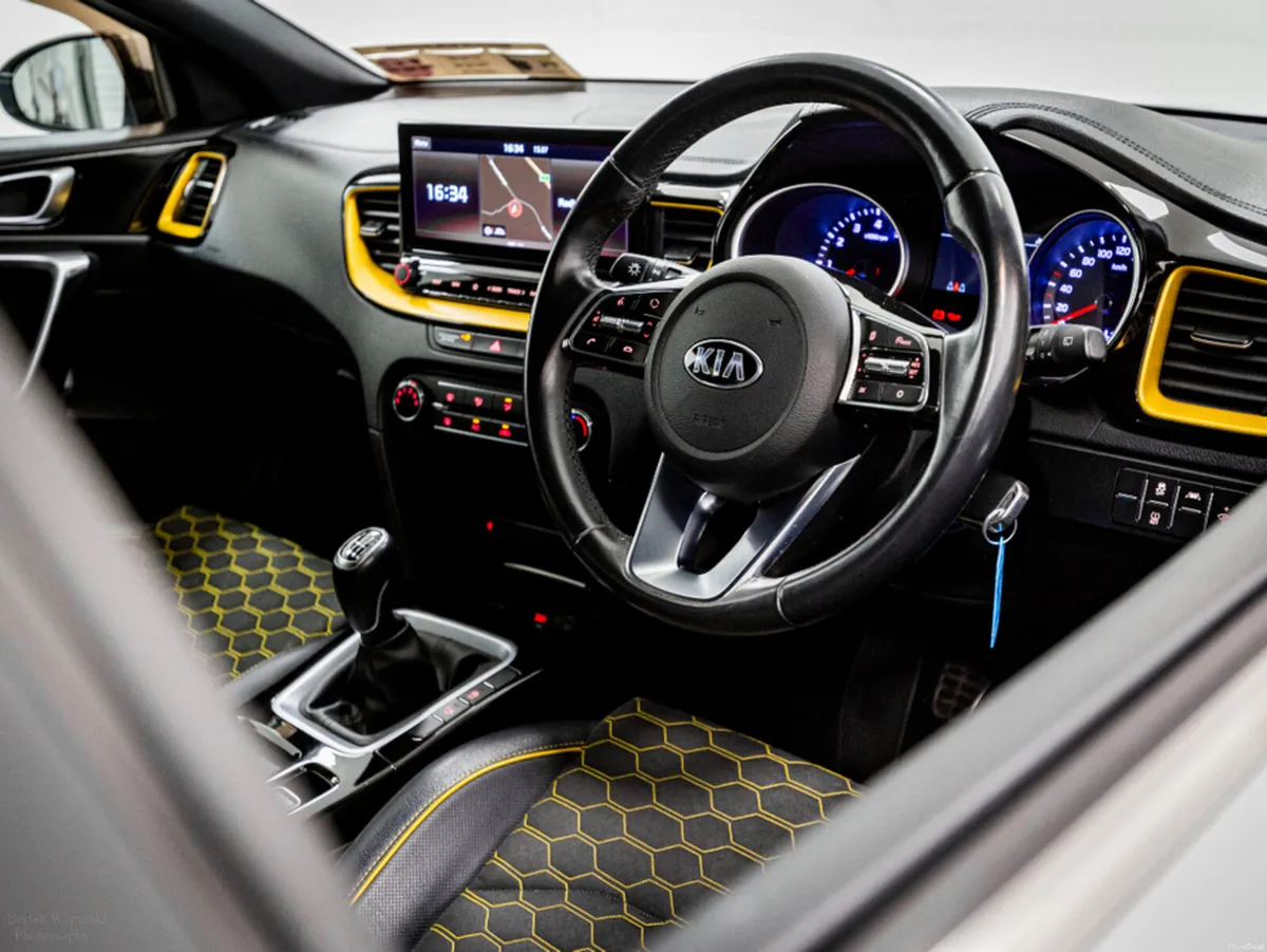 Kia XCeed K3 1.0 Petrol 120HP - Image 2