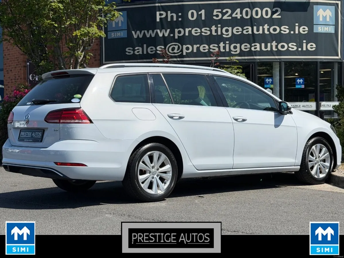 Volkswagen Golf 1.2 PETROL AUTO COMFORT LINE *CAR - Image 4