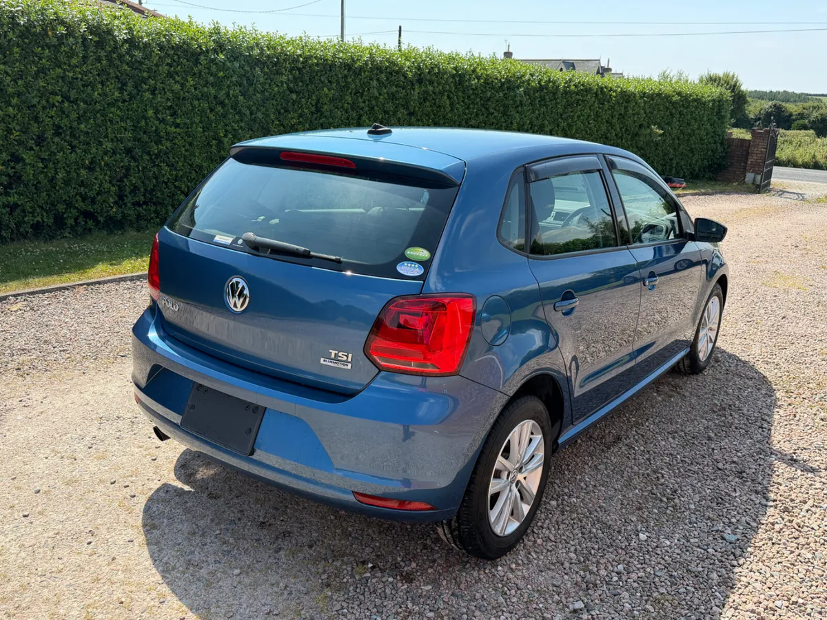 171 Volkswagen Polo Comfortline DSG - Image 4