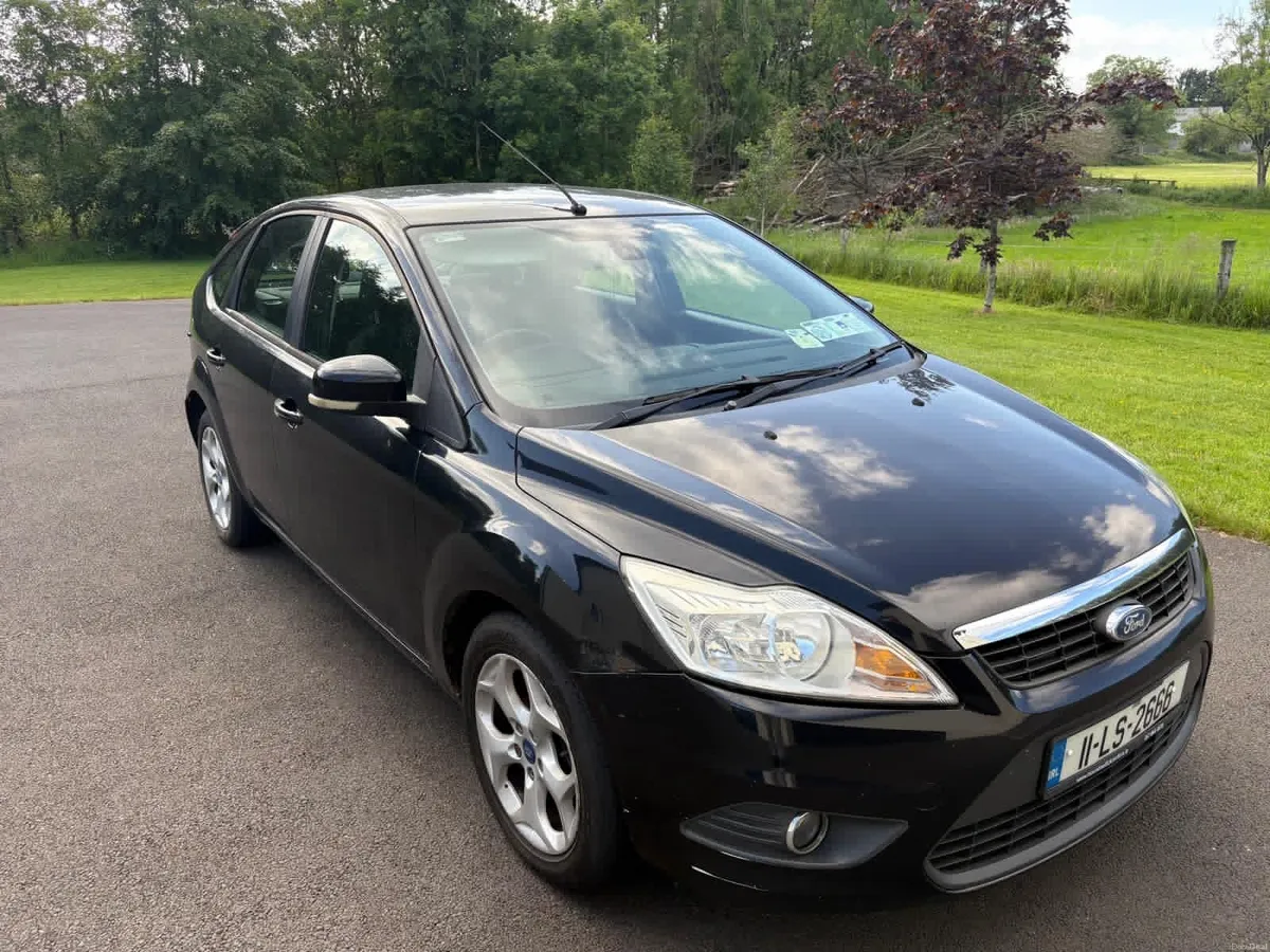 Ford Focus 2011 - Image 1