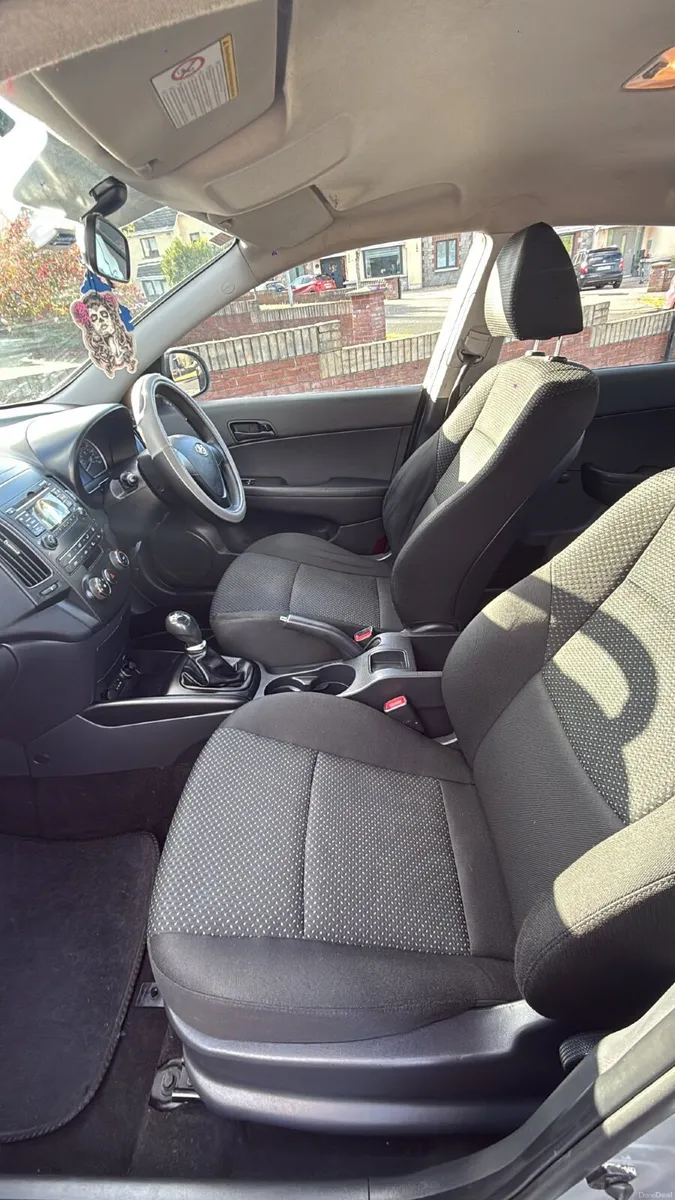 Hyundai i30 2011 - Image 6