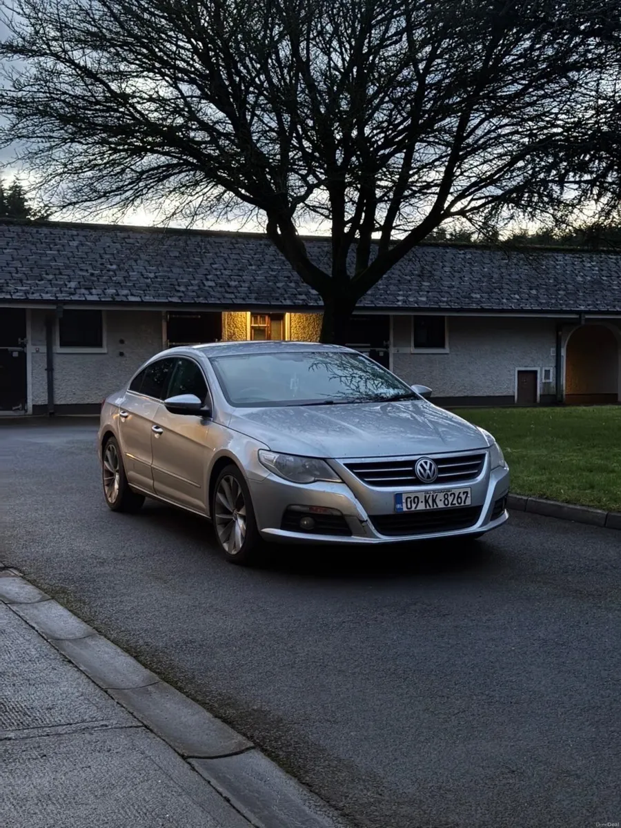 Volkswagen Passat CC - Image 1