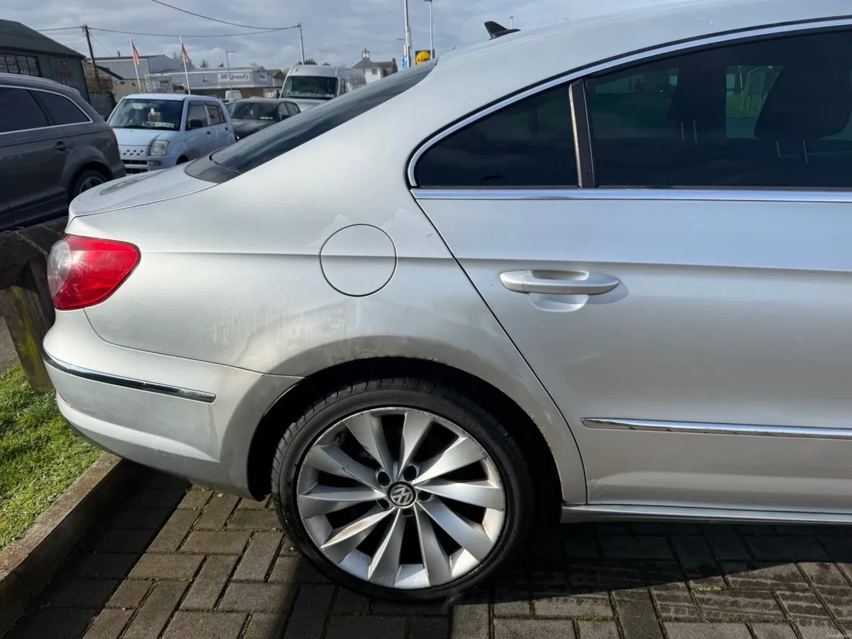Volkswagen Passat CC - Image 3