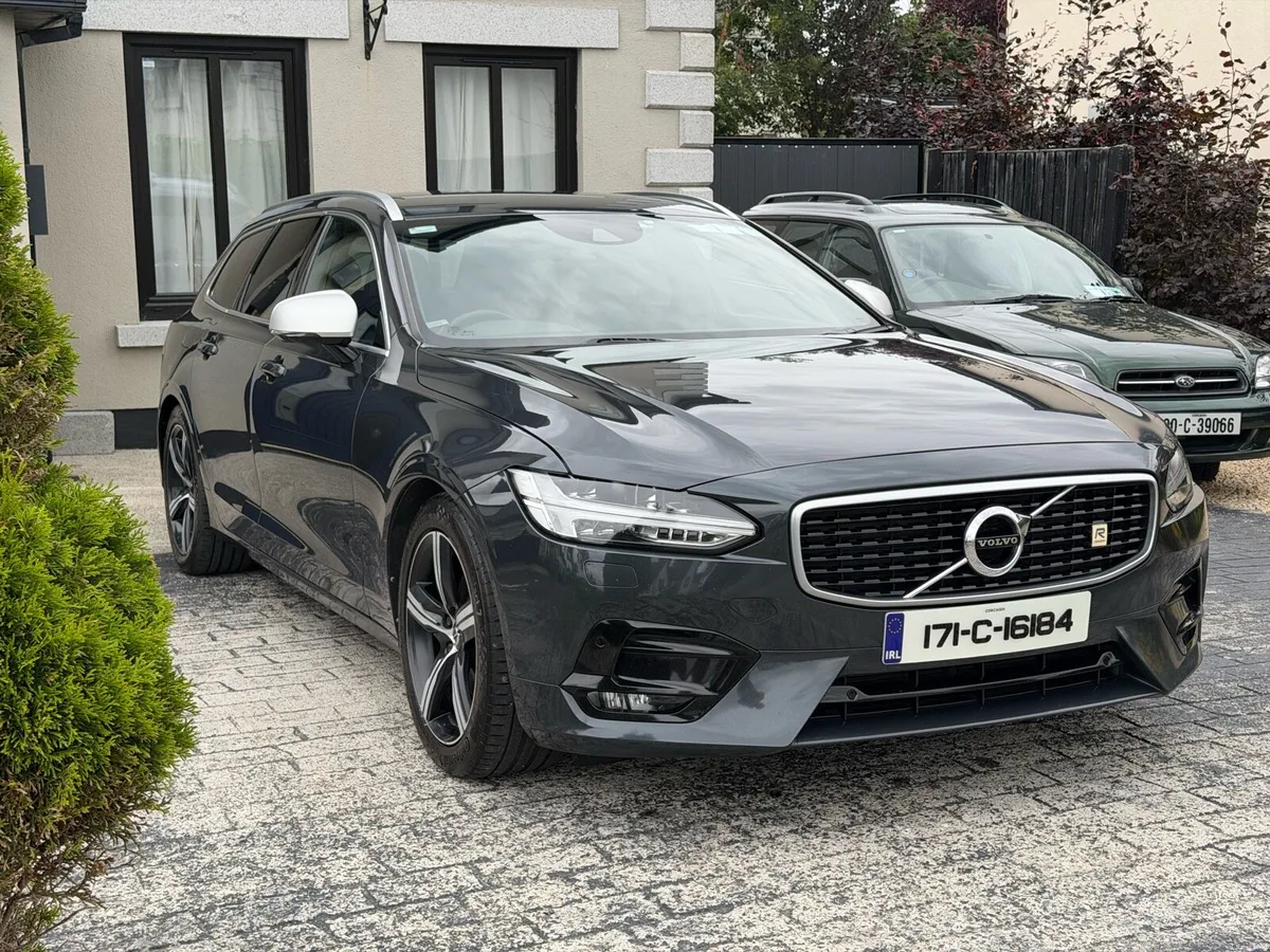 Volvo V90 R Design - Image 4