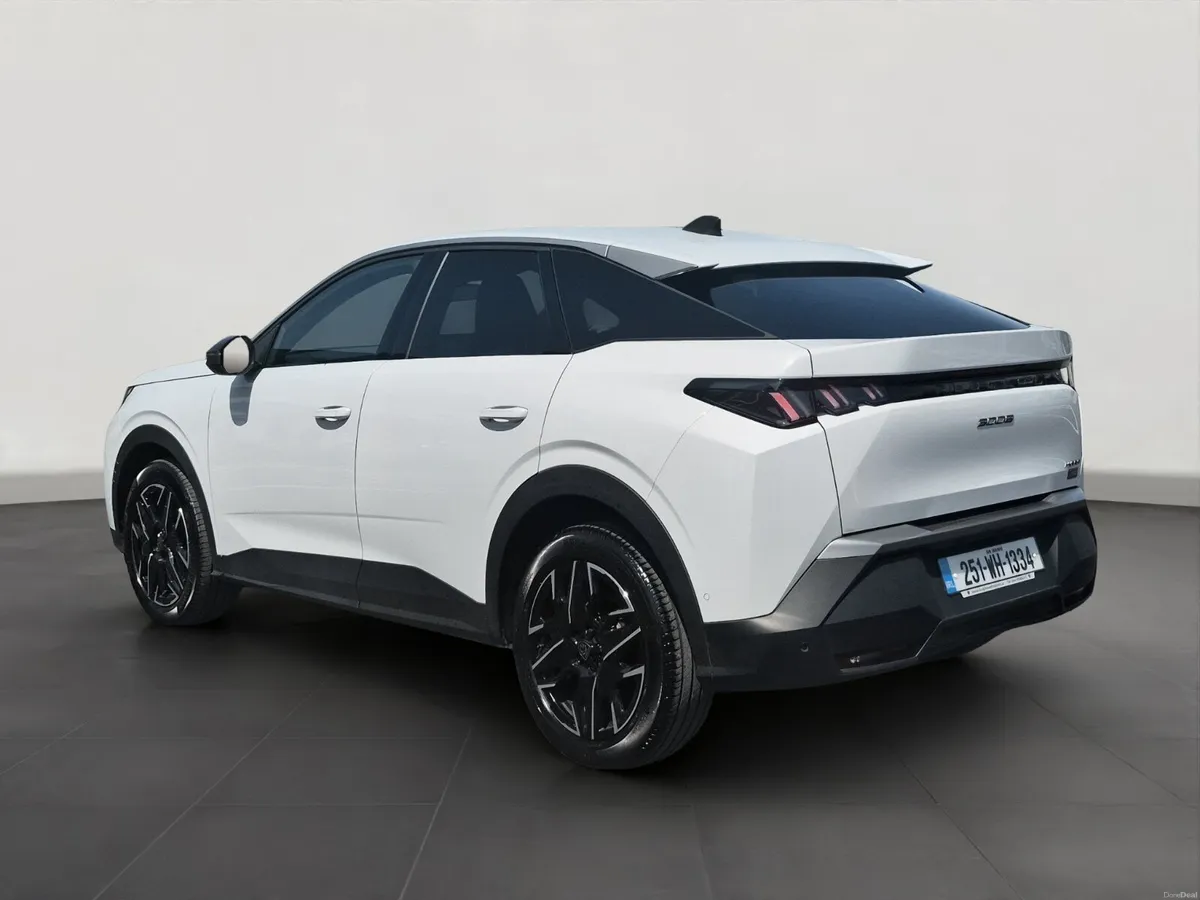 Peugeot 3008 Allure Hybrid - Image 2