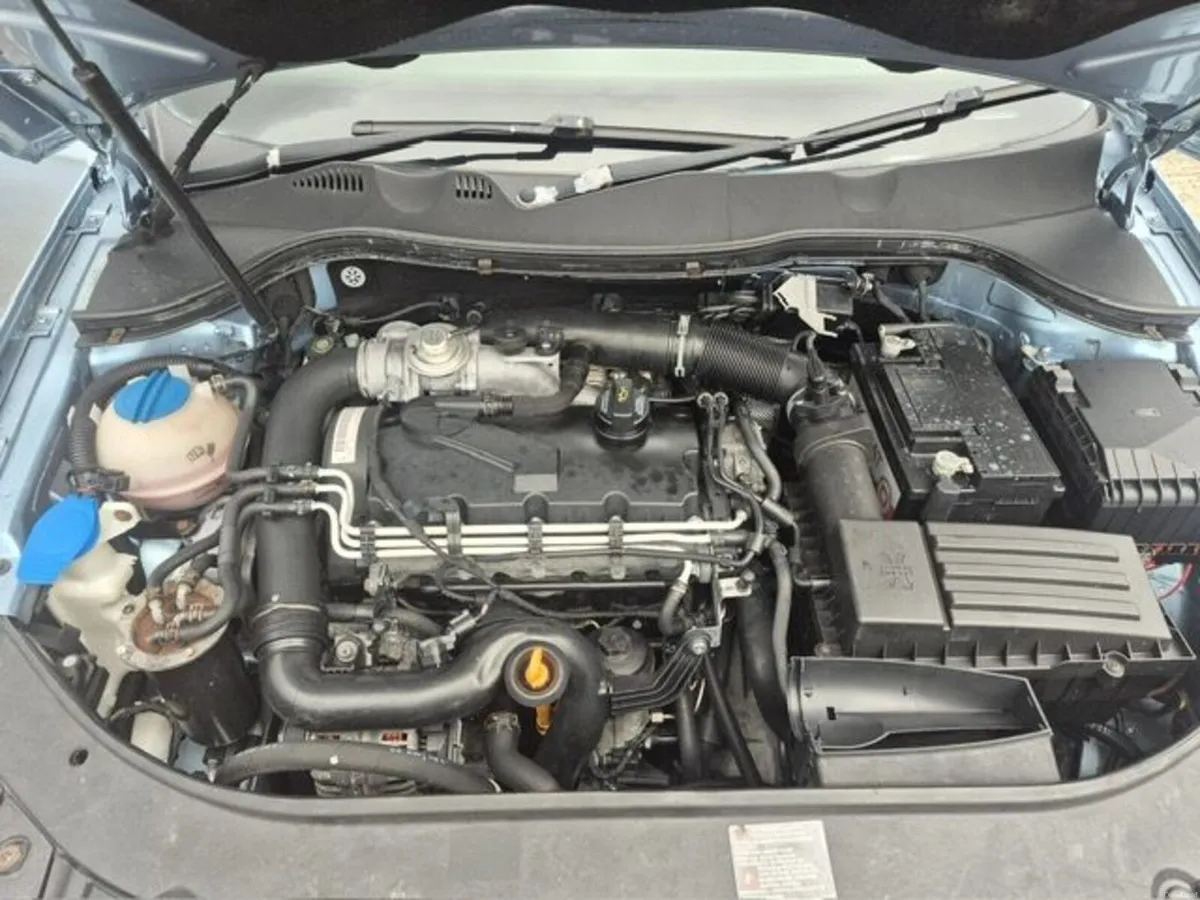 Volkswagen Passat 1.9 TDI 2008 Low Cheap Tax - Image 4