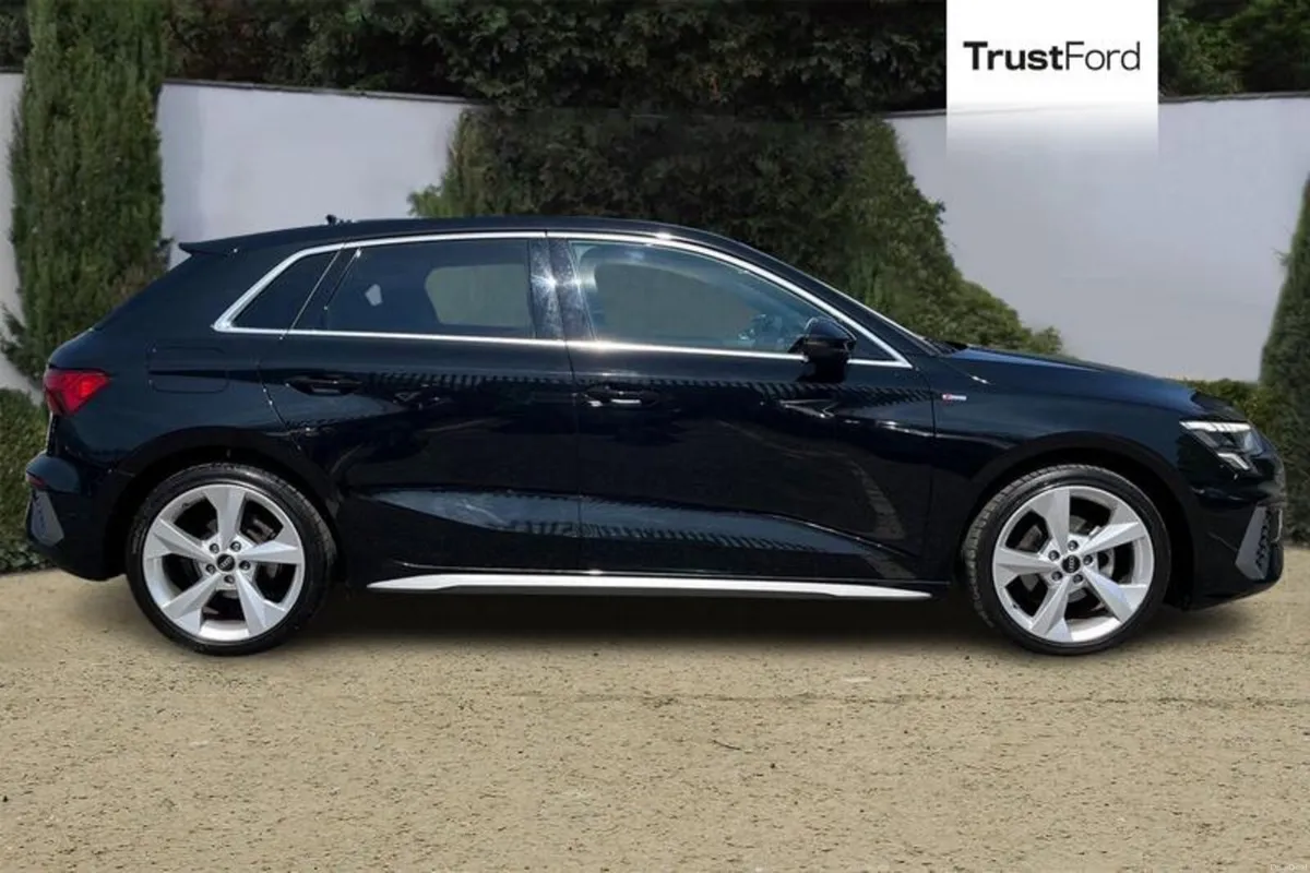 Audi A3 S line Sportback - Image 3