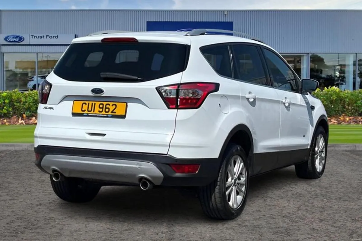 Ford Kuga Titanium Edition - Image 4