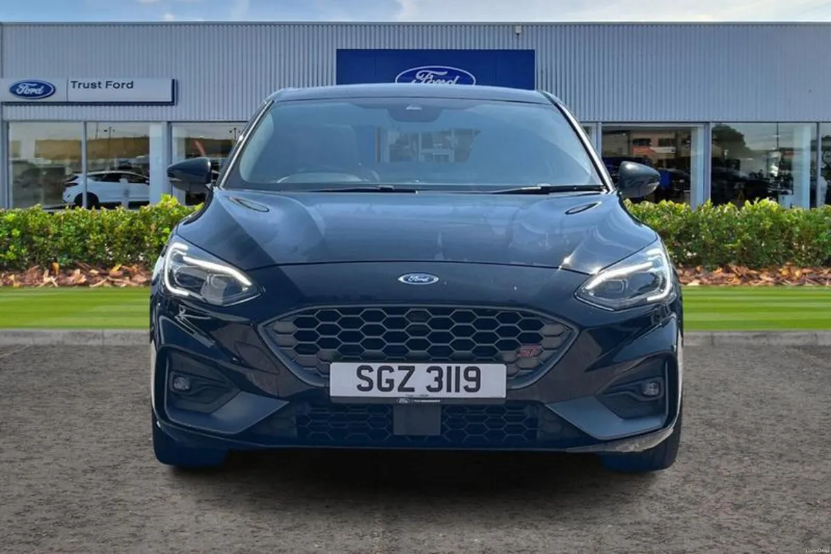 Ford Focus 2.3 EcoBoost ST 5dr- Panoramic Sunroof - Image 6