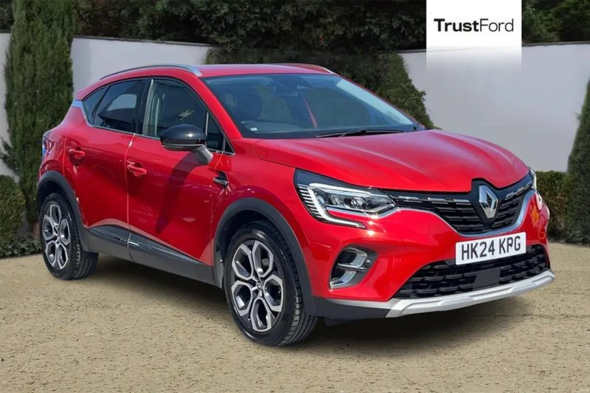 Renault Captur Techno - Image 1