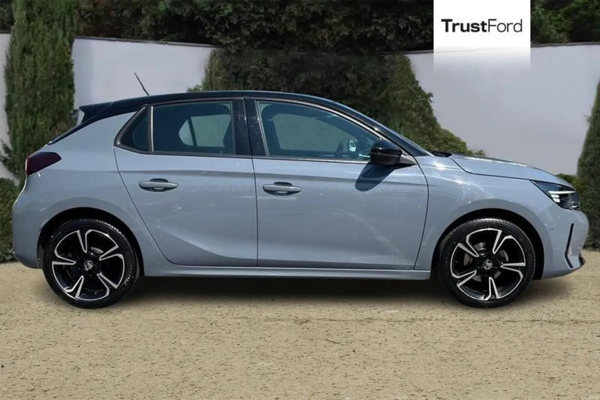 Vauxhall Corsa GS - Image 3