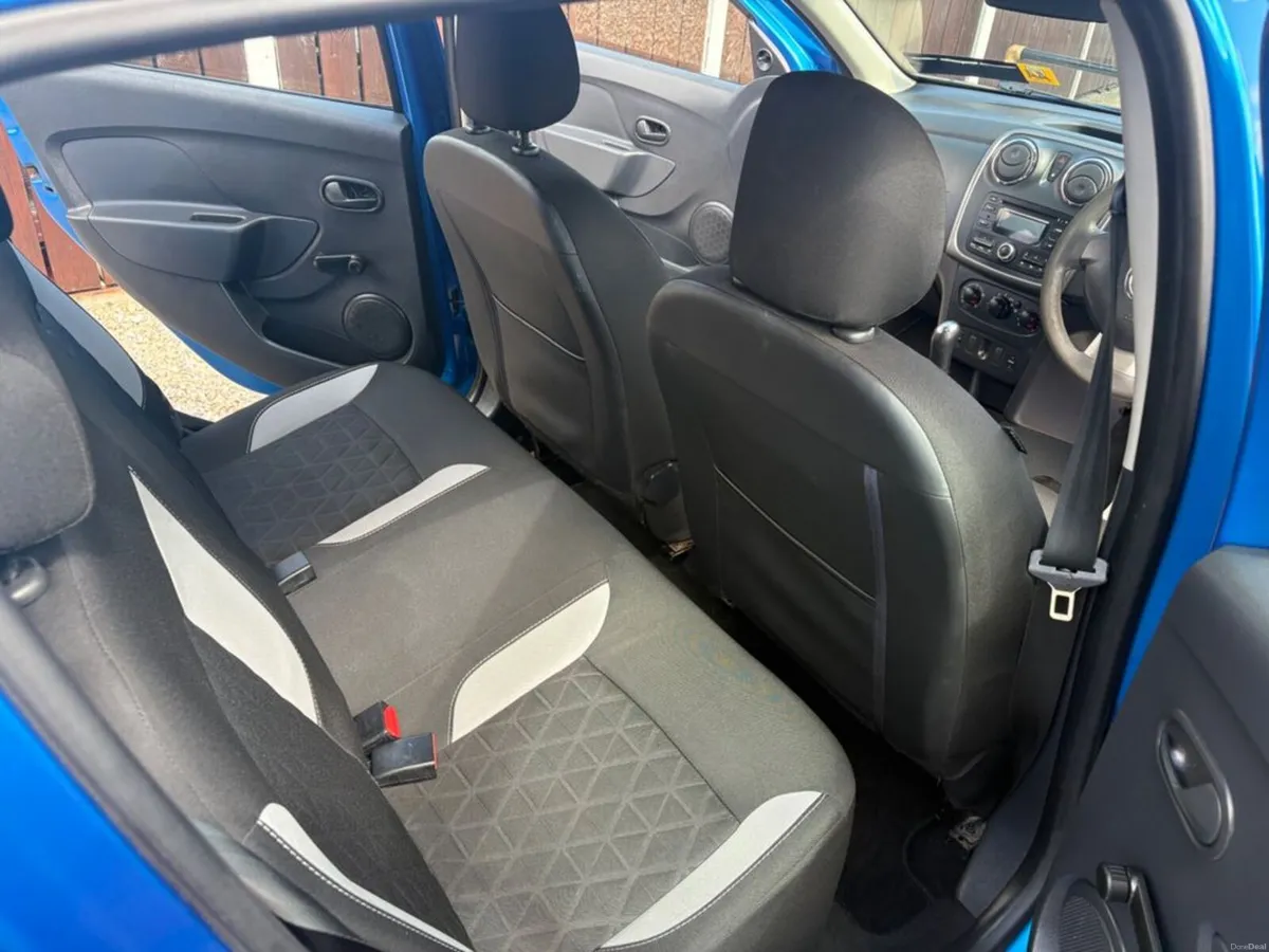 Dacia Sandero Stepway 1.5 DCi 90 Ambiance - Image 3