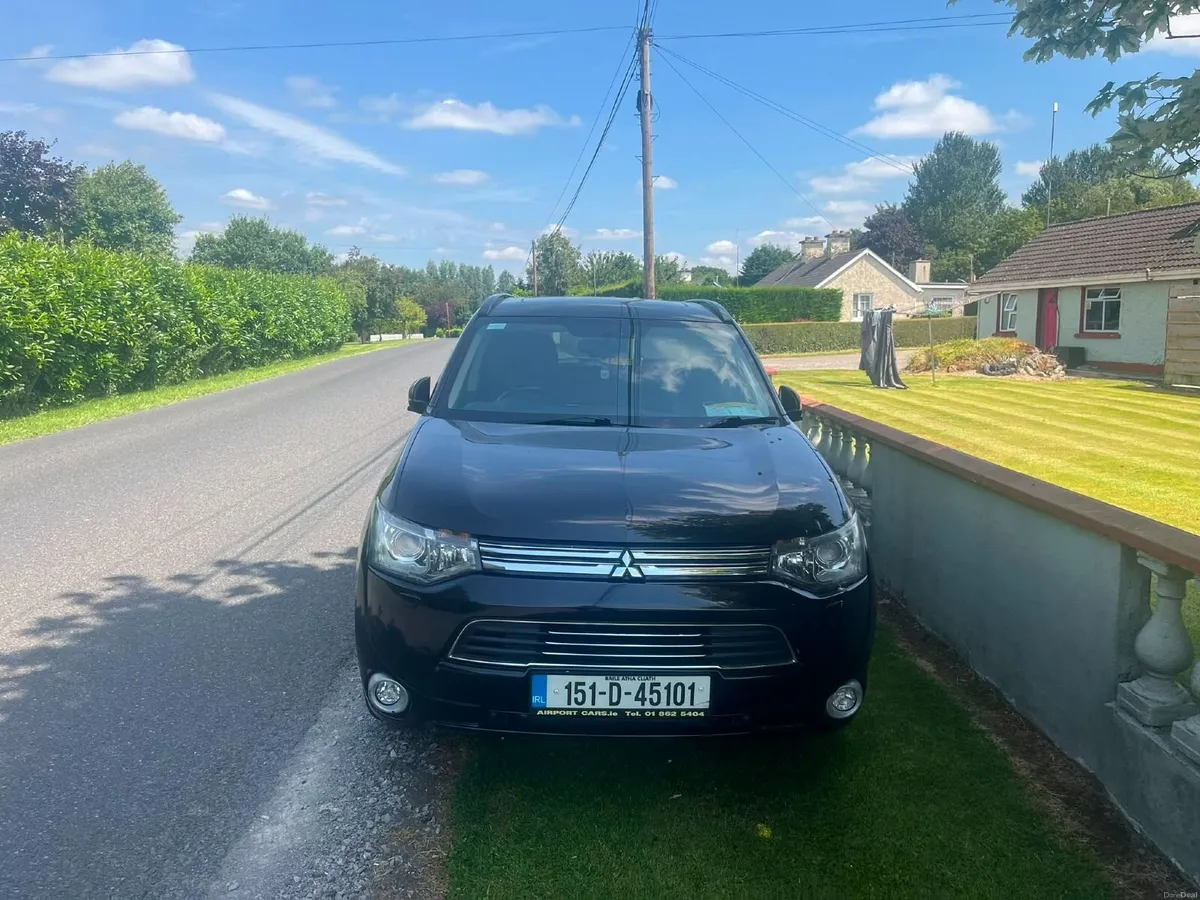 Mitsubishi Outlander 2015 - Image 1
