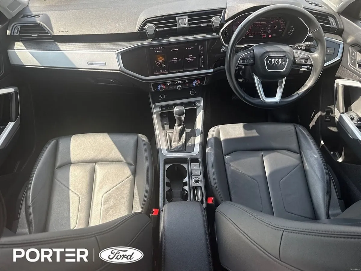 Audi Q3 Q3 SB 35 TDI 150 S-T SE - Image 2
