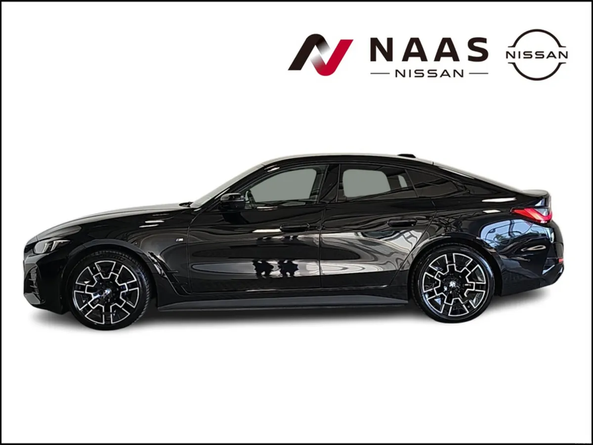 BMW i4 EDRIVE40 M SPORT - Image 4