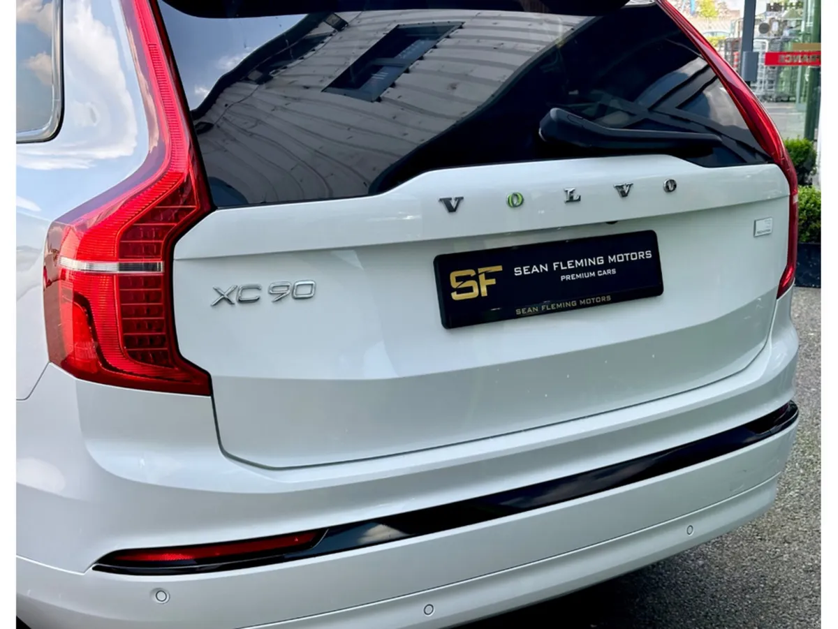 Volvo XC90 ++HIGHEST POSSIBLE SPEC++ ULTIMATE T8 R - Image 6