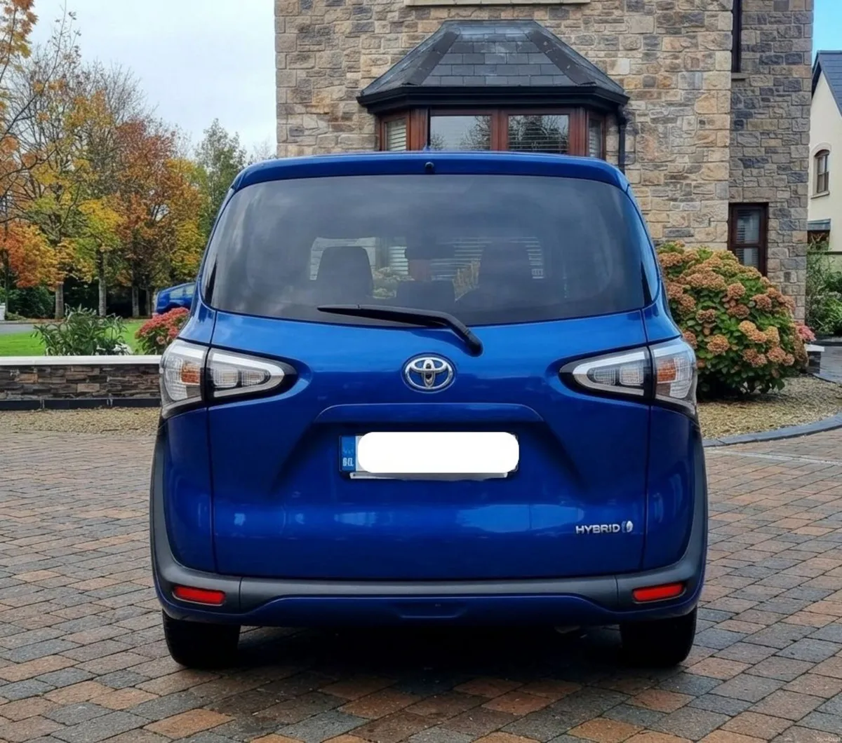 Toyota Sienta 2021 (7-Seats) 9 Months Warranty - Image 3