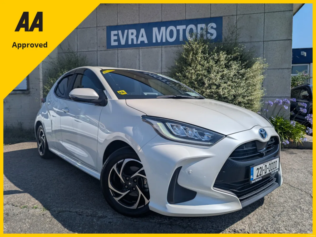 Toyota Yaris Z HYBRID AUTOMATIC 1.5 PETROL //HIGH - Image 1
