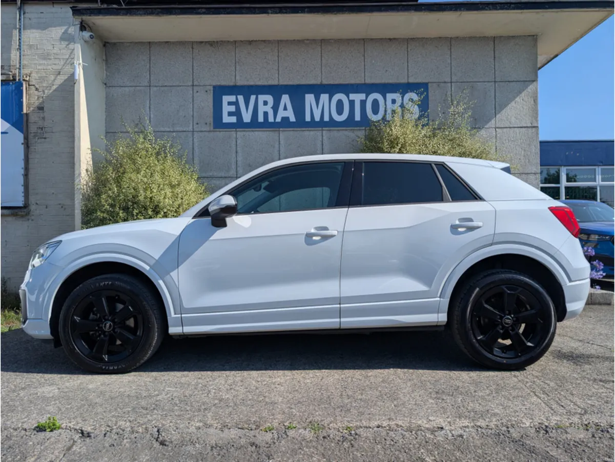 Audi Q2 AUTOMATIC 1.0 PETROL//LOW MILES//HEATED SE - Image 4