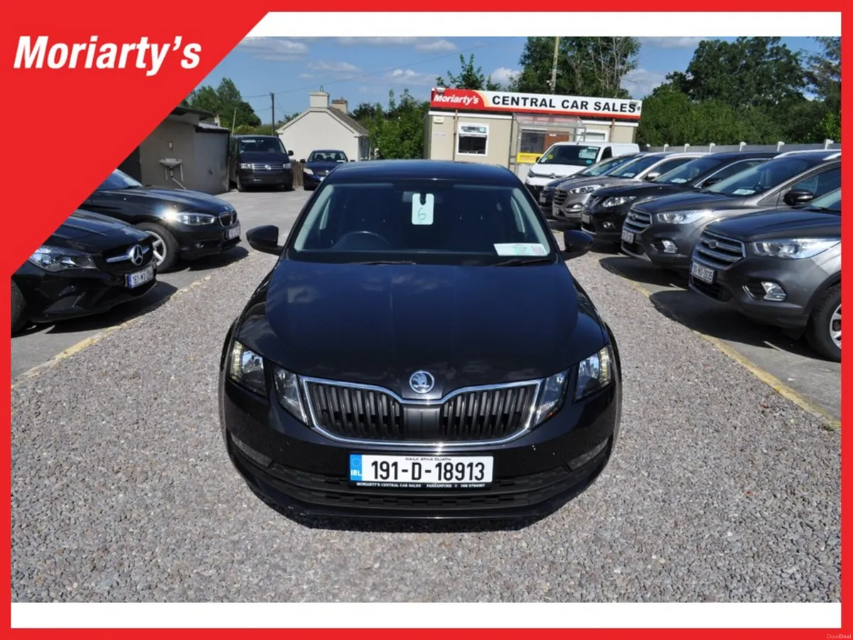 Skoda Octavia AMBITION 1.6 TDI 115HP DSG 4 4DR AUT - Image 2