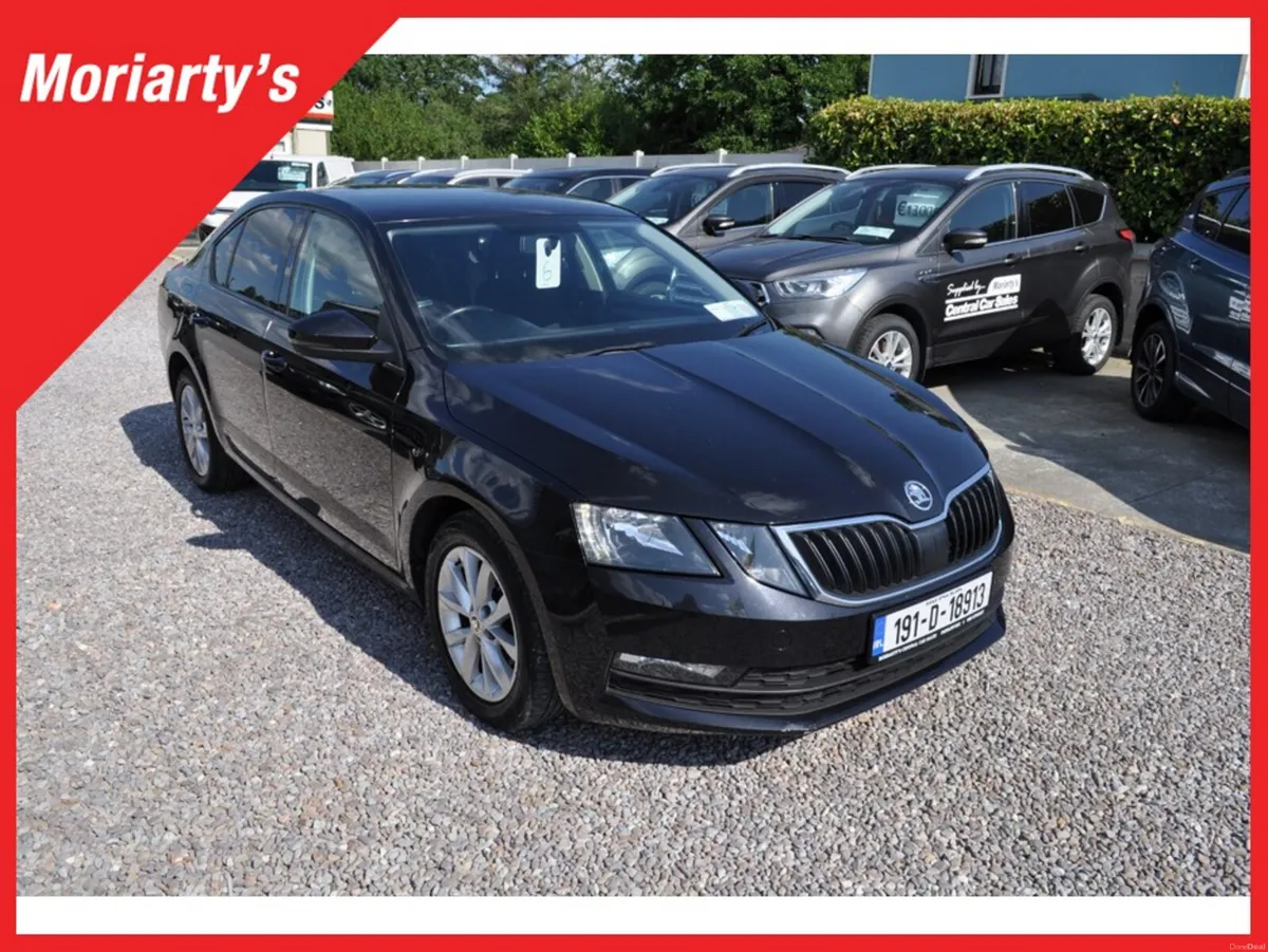Skoda Octavia AMBITION 1.6 TDI 115HP DSG 4 4DR AUT - Image 1