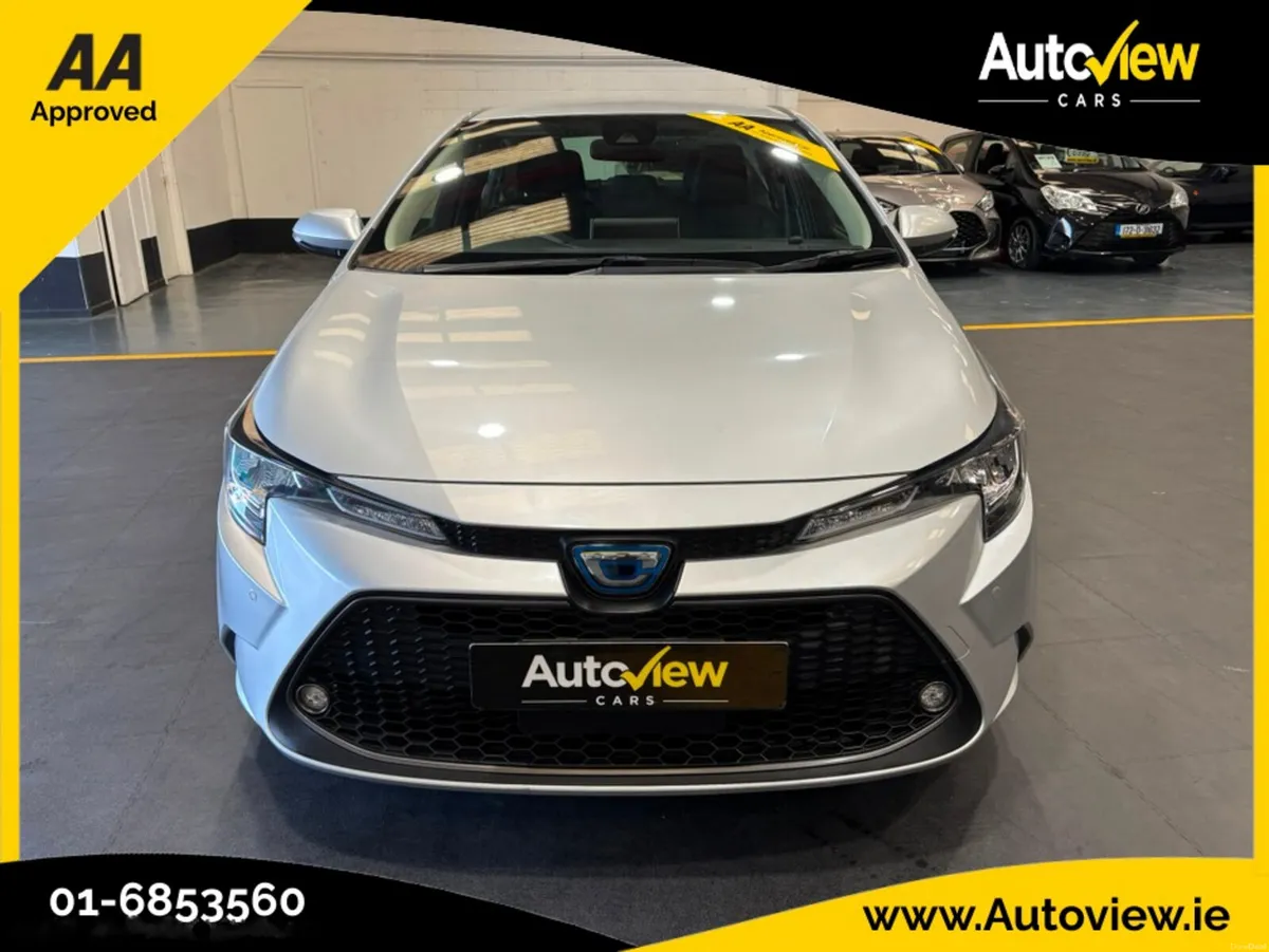 Toyota Corolla 1.8 Self-Charging Hybrid Automatic. - Image 3