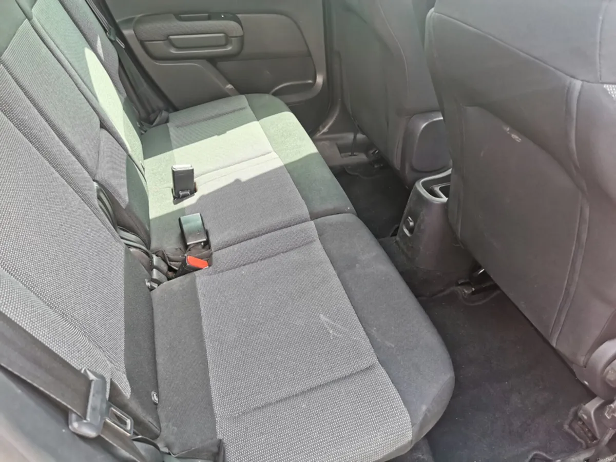 Citroen C3 Aircross FEEL PURETECH 82 4 4DR - Image 6