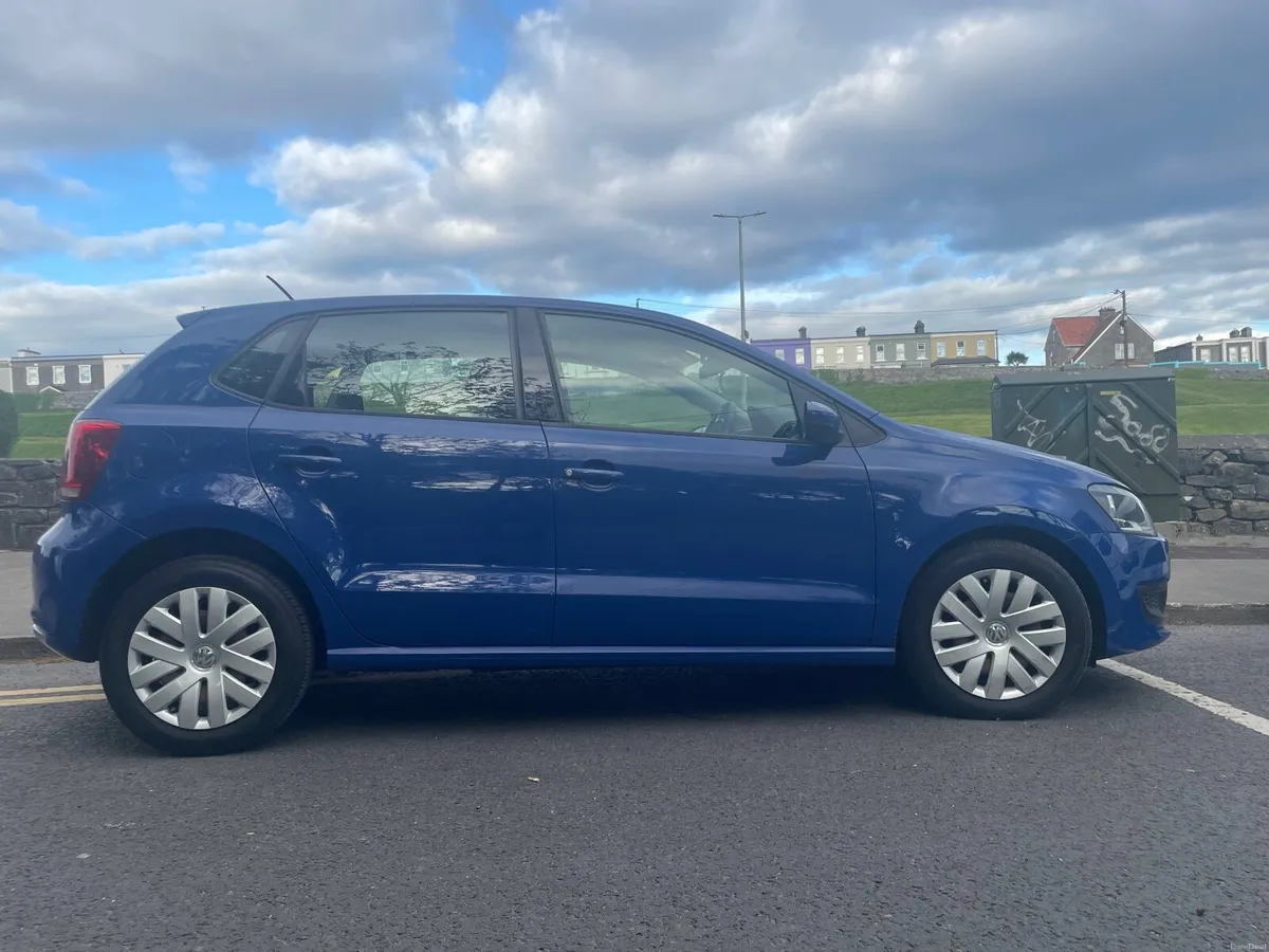 Volkswagen Polo 2012 - Image 2