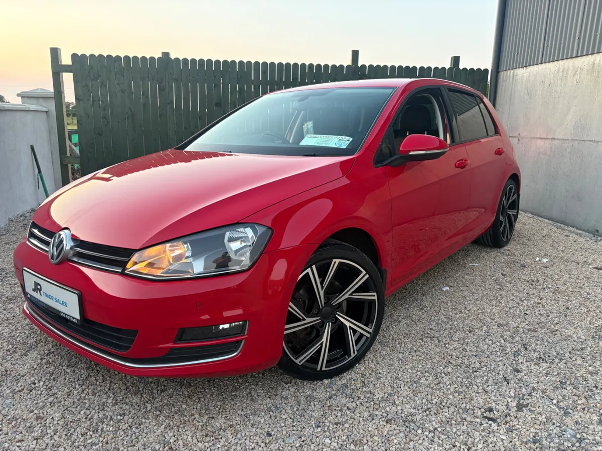 Volkswagen Golf Highline - Image 1