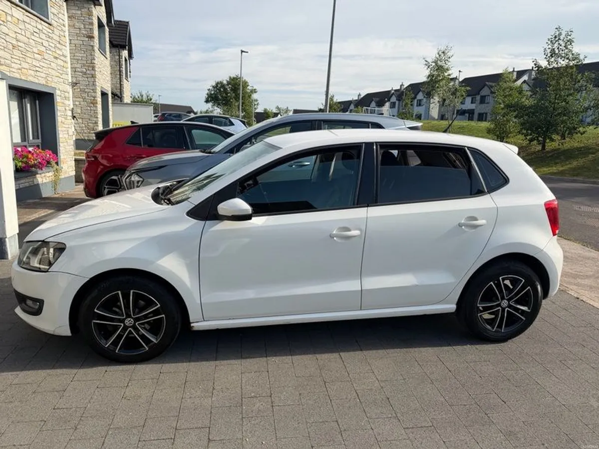 2010 Volkswagen Polo - Image 4
